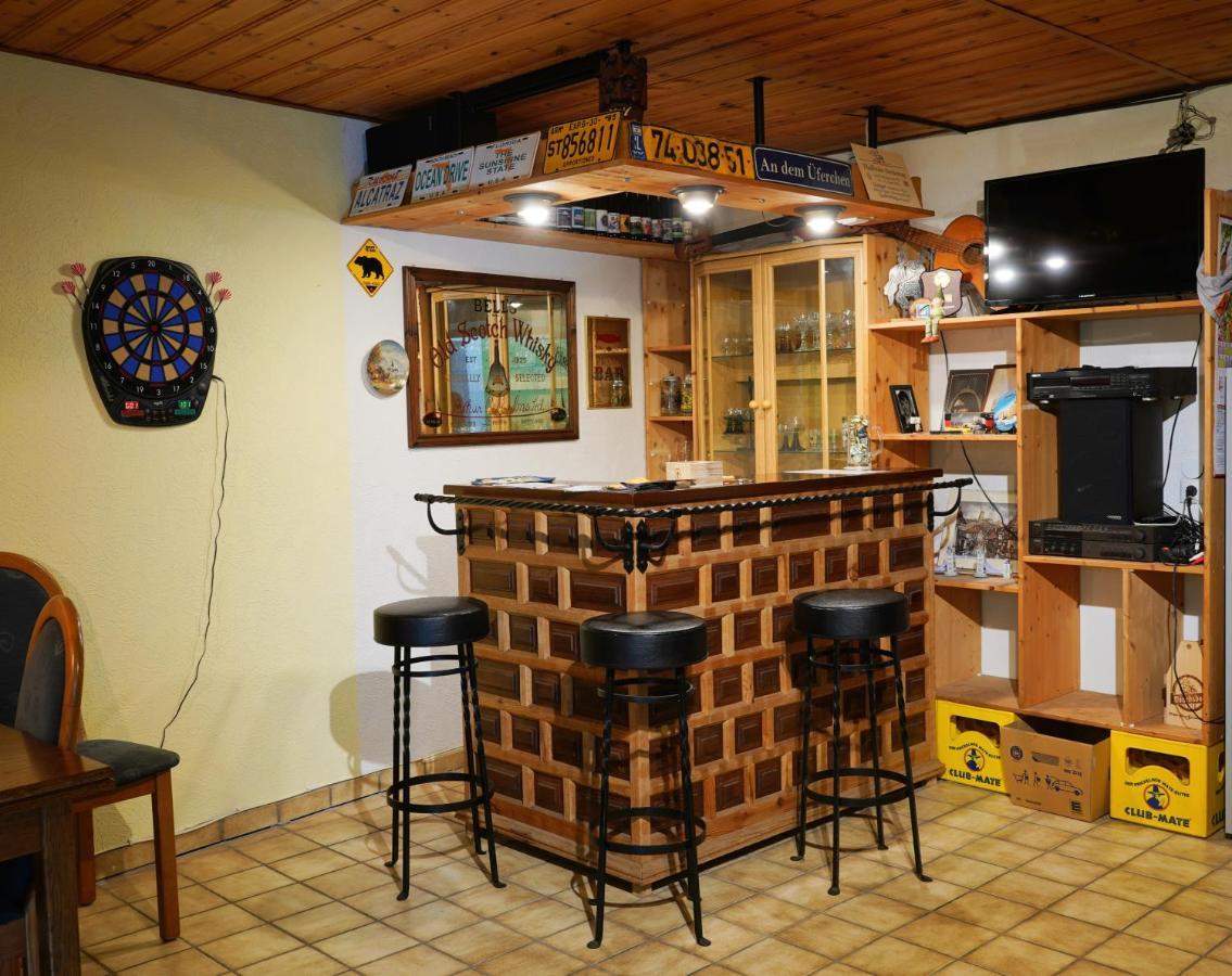 Hostel Bad Salzig Boppard Bagian luar foto