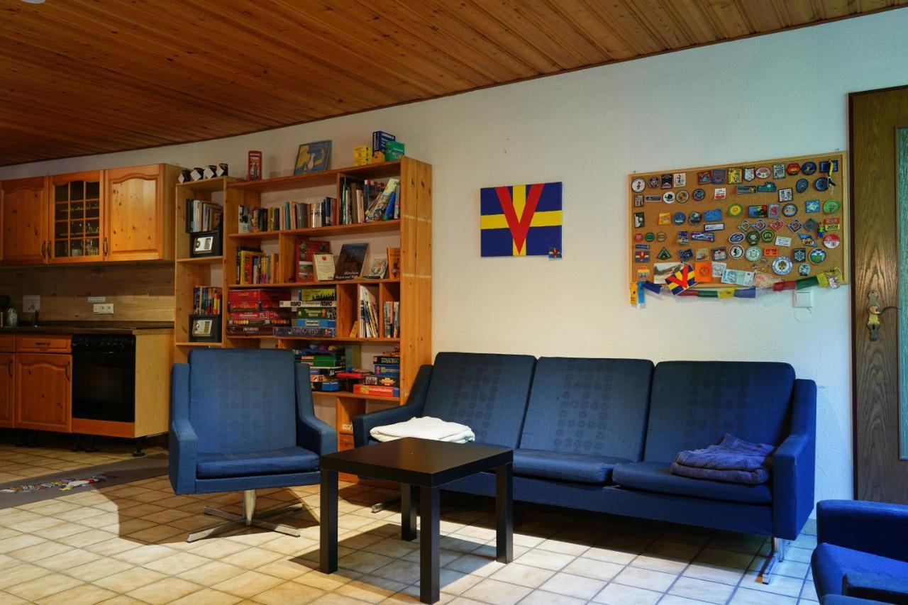Hostel Bad Salzig Boppard Bagian luar foto